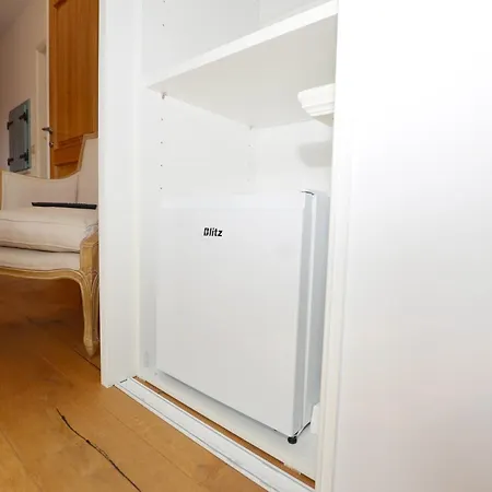 Casa Degli Artisti 3*