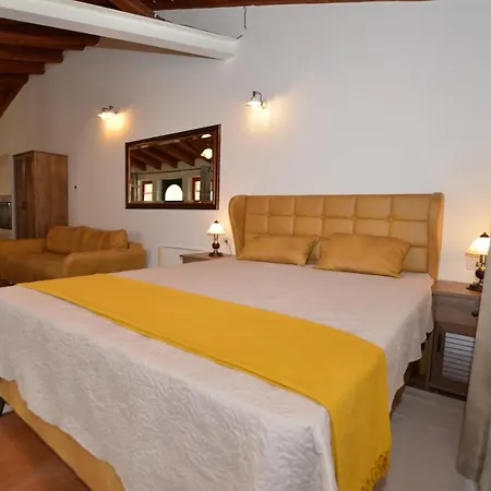 Casa Degli Artisti روفينج