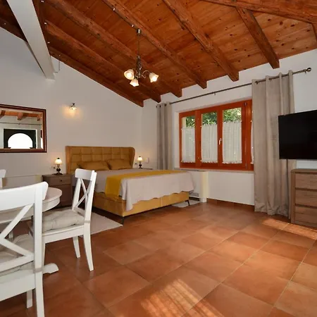 Casa Degli Artisti בית הארחה 3*