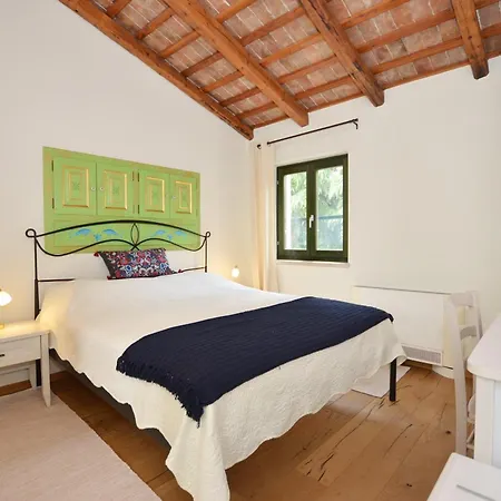 בית הארחה Casa Degli Artisti רוביני
