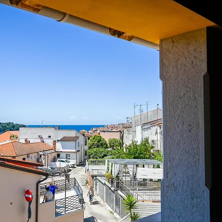 Casa Degli Artisti Ρόβινι