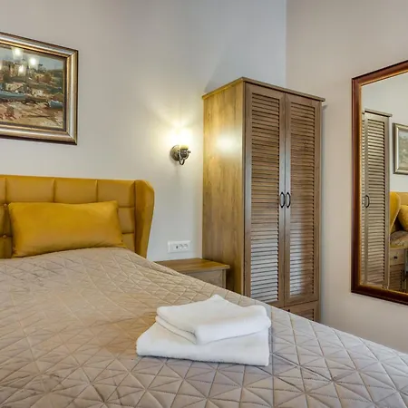 Casa Degli Artisti 3*