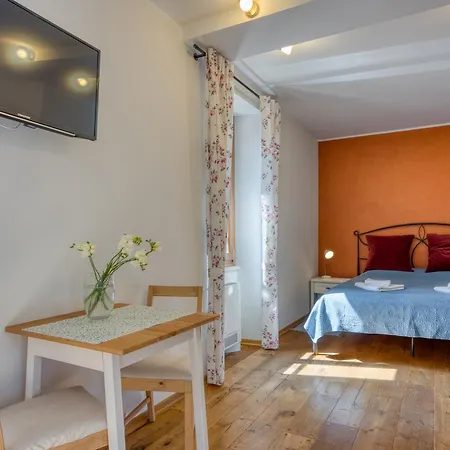 Casa Degli Artisti 3*