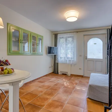 Casa Degli Artisti 3* Ровинь