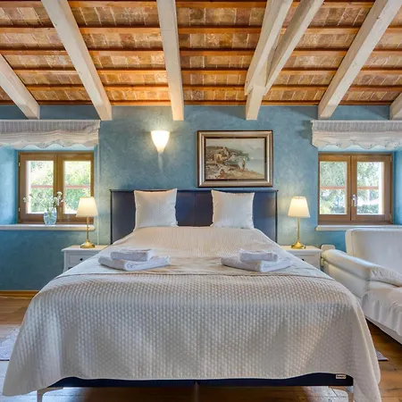 Casa Degli Artisti 3* Ровинь