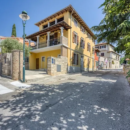 Casa Degli Artisti Ровинь