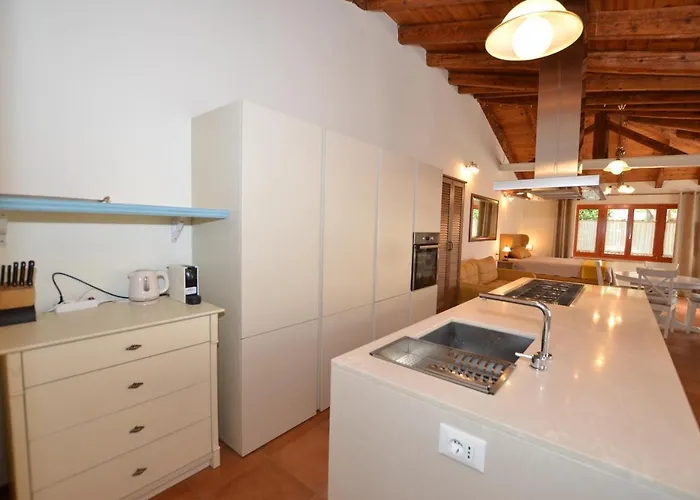 Casa Degli Artisti Gostinjska kuća
